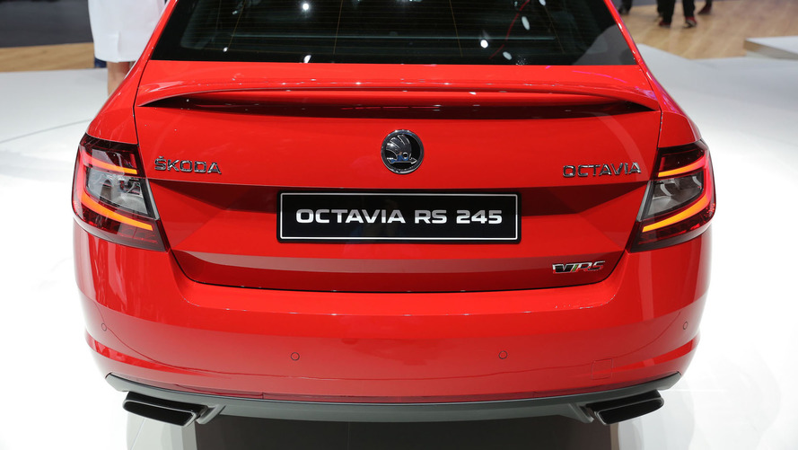 Skoda Octavia RS 245 2017