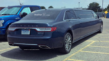 Lincoln Continental Limuzin