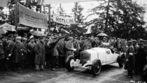 1927 Mercedes-Benz Model S Beyaz Fil