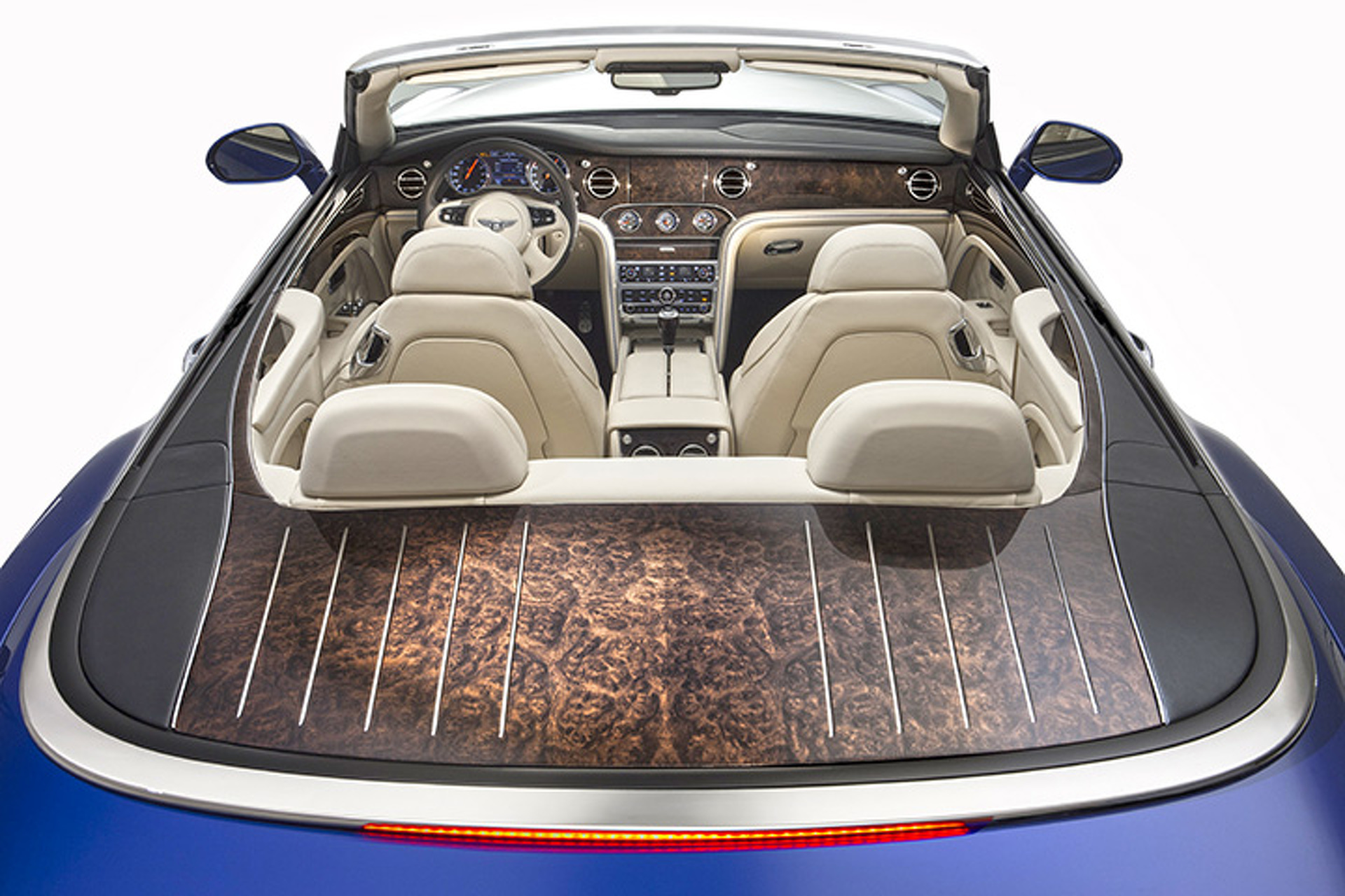 Bentley Goes Grand in LA With New Convertible Concept