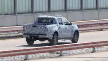 Mercedes GLT spy photo