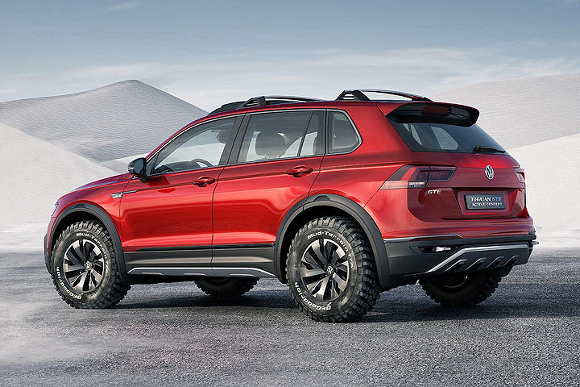 Volkswagen Tiguan GTE Active Concept: 5 Things to Know