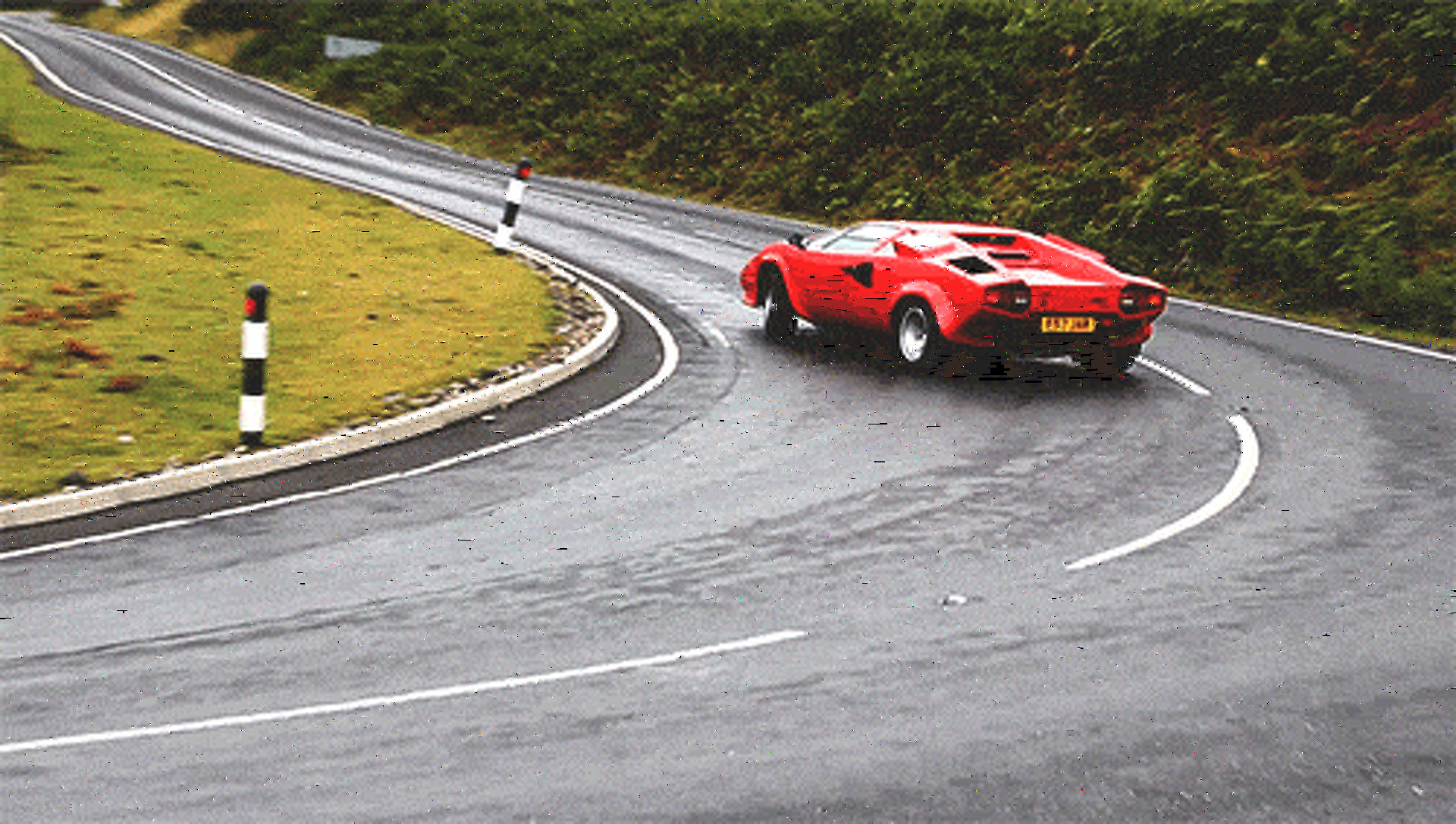 12 Amazing .gifs from Around the Automotive World