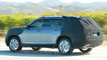 VW three-row SUV spy photo