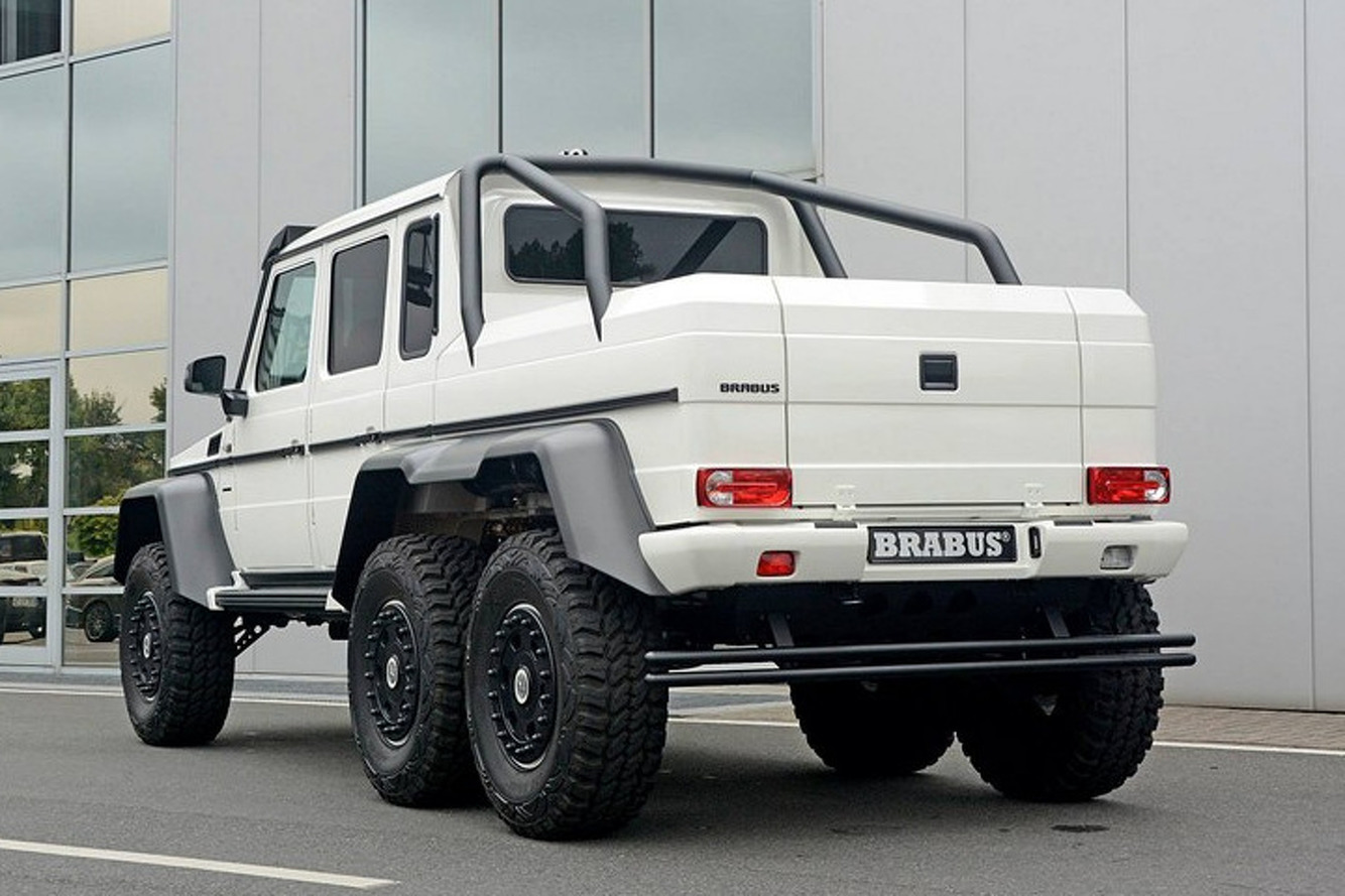 Dan Bilzerian Now Owns A Mercedes 6x6 Of Course