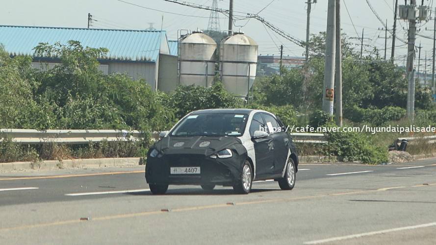 Flagra: Hatch compacto Hyundai (Novo HB20)