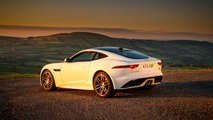 Jaguar F-Type Chequered Flag