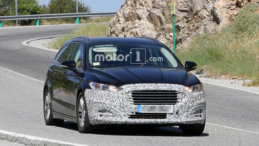 Ford Mondeo wagon facelift spy photo