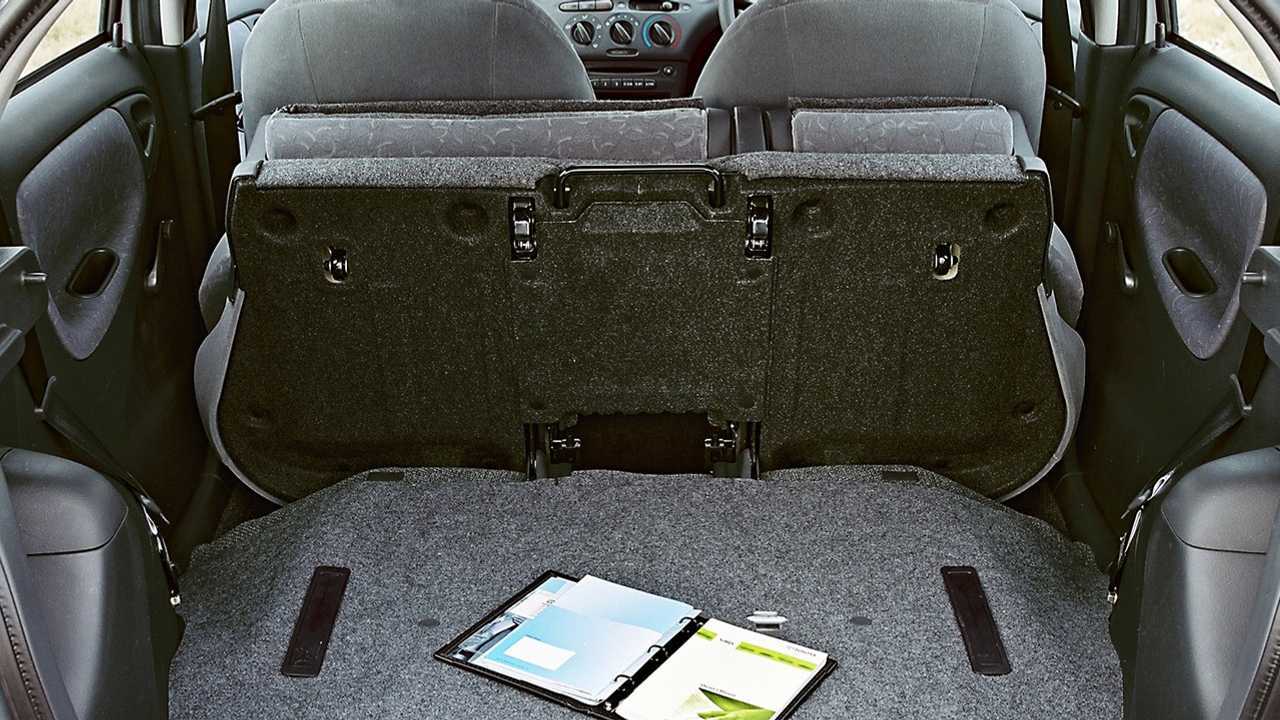 Toyota Yaris, le foto storiche