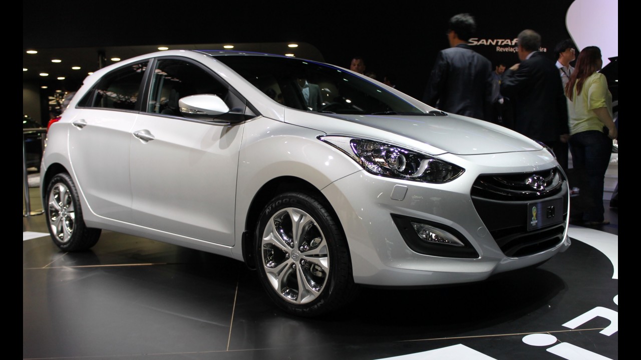 Análise CARPLACE: Focus lidera e i30 tem recorde negativo entre hatches médios em julho