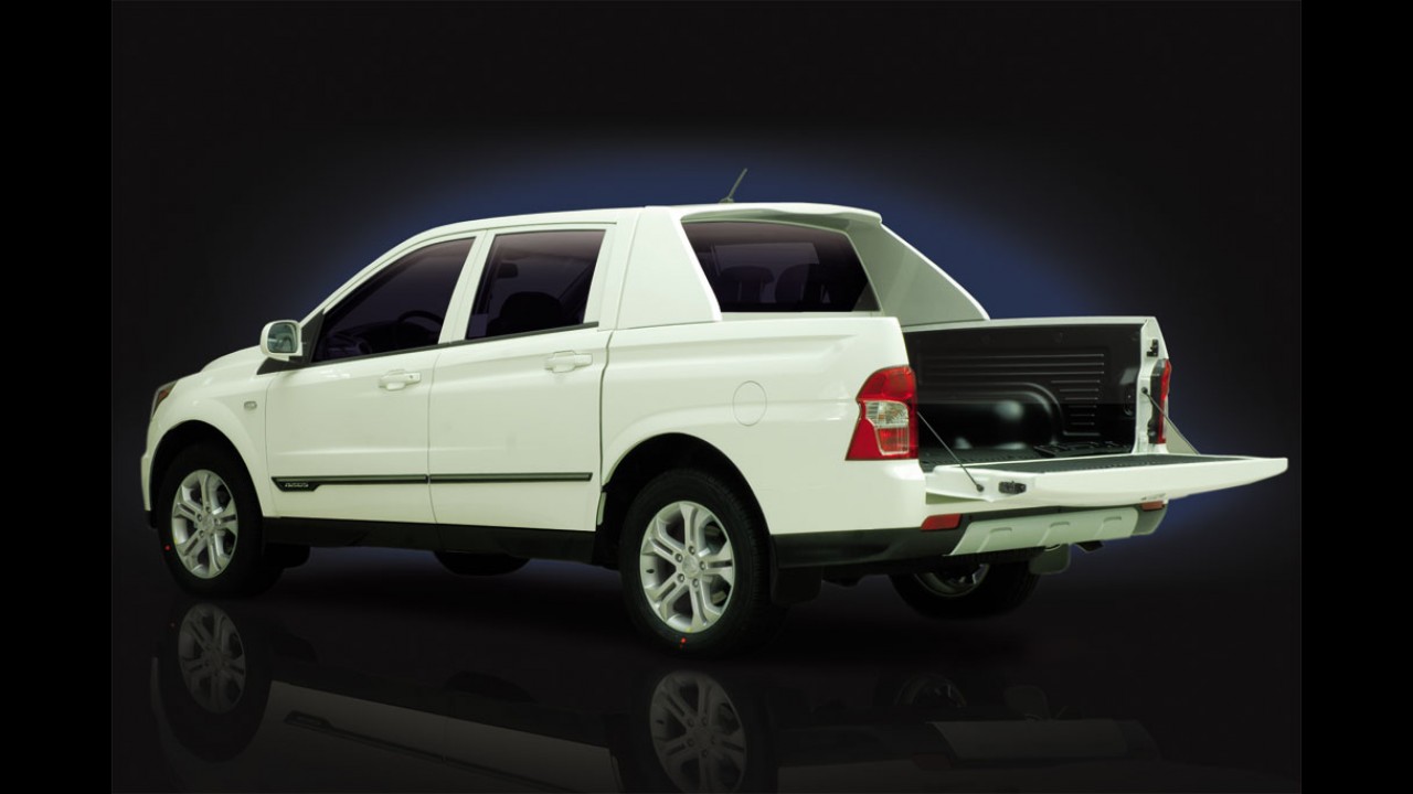 Salão de Frankfurt: SsangYong revela primeiras imagens da SUT 1, a Actyon Sports 2012
