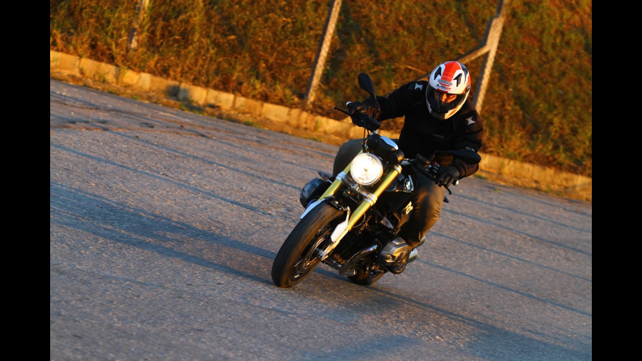 Avaliação: BMW R Nine T celebra o prazer de andar de moto