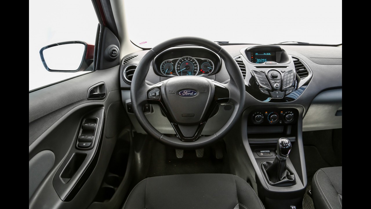 Ford Ka+ chega às lojas e parte de R$ 37.890 - veja preços e versões