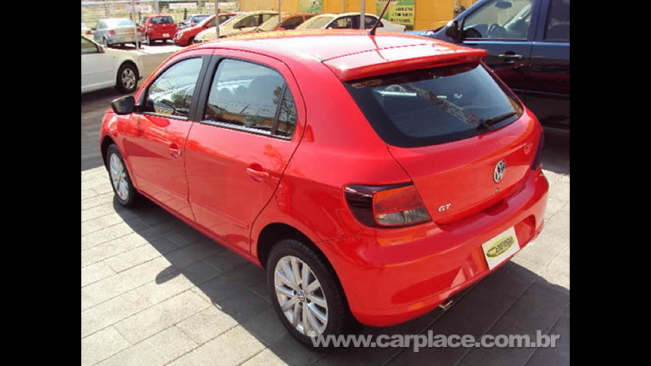 Novo Gol GT é flagrado dentro da fábrica - Nova versão será GT ou GTI no Brasil?