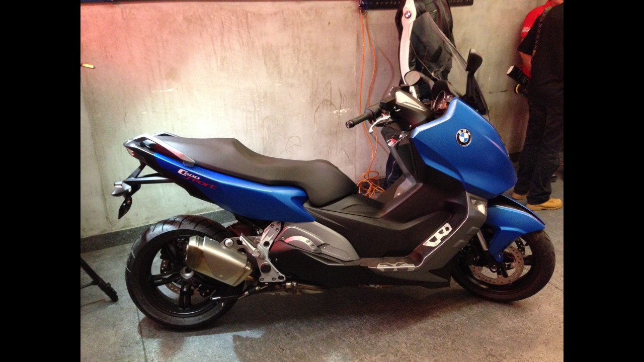 BMW lança maxiscooter C600 Sport por R$ 52 mil