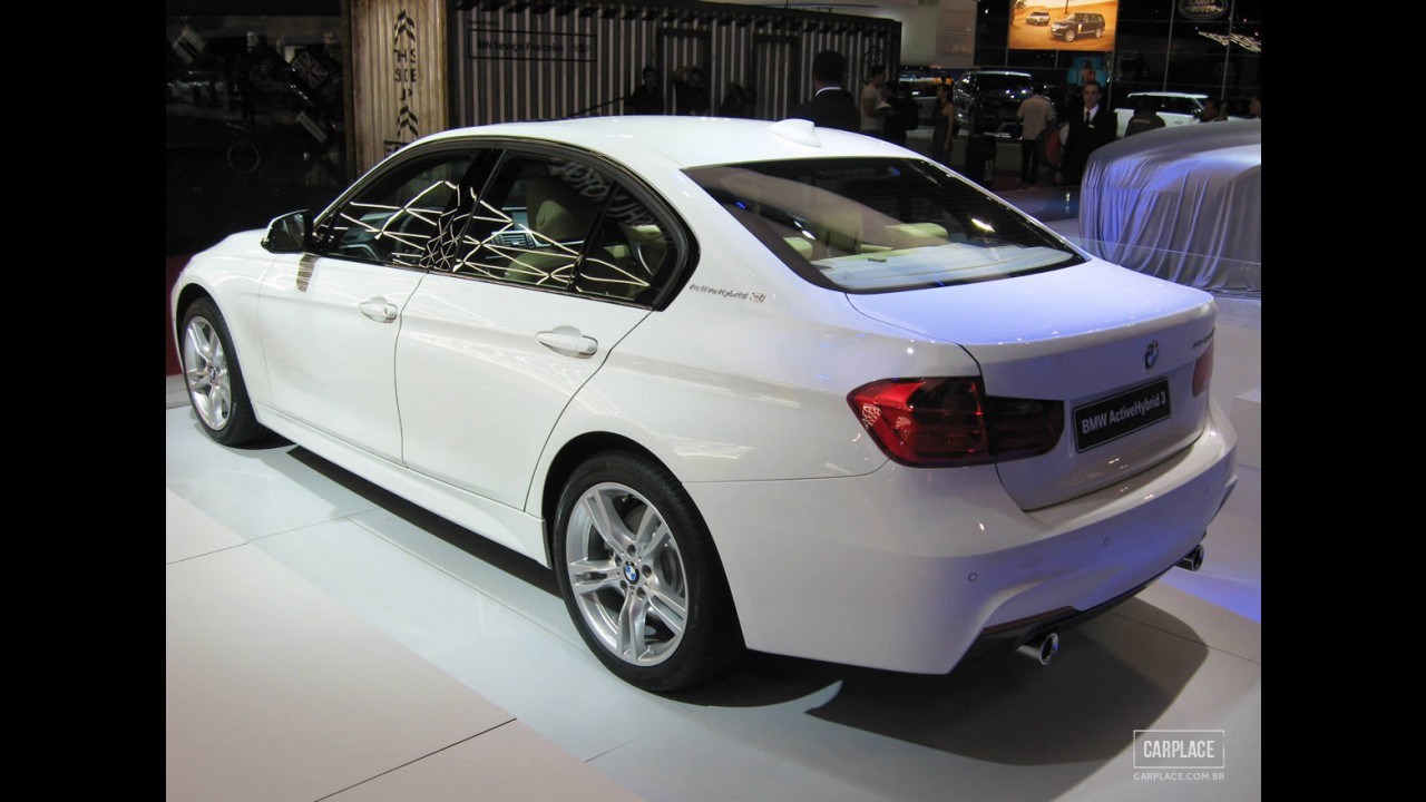 Análise CARPLACE (sedãs premium): Mercedes CLA bate Audi A3 Sedan