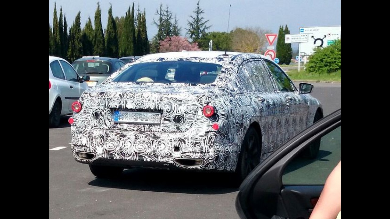 Flagra: BMW Série 7 2015 segue em testes pelo Reino Unido
