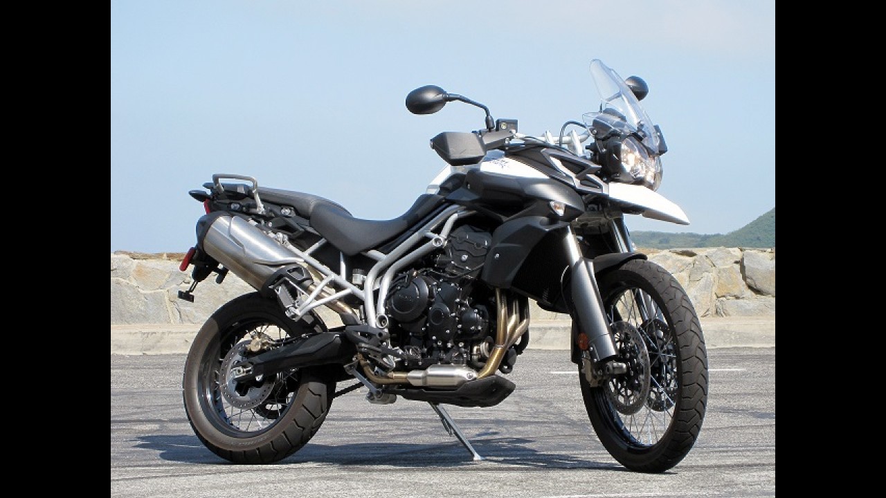 Salão de Milão: Triumph mostra novos modelos e confirma moto de baixa cilindrada