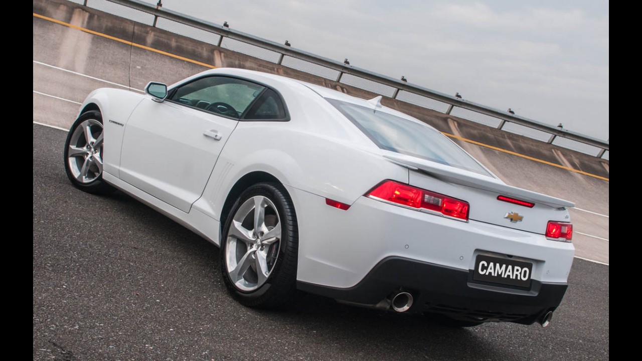 Novo Camaro chega em 2015 com design evoluído e câmbio de dupla embreagem