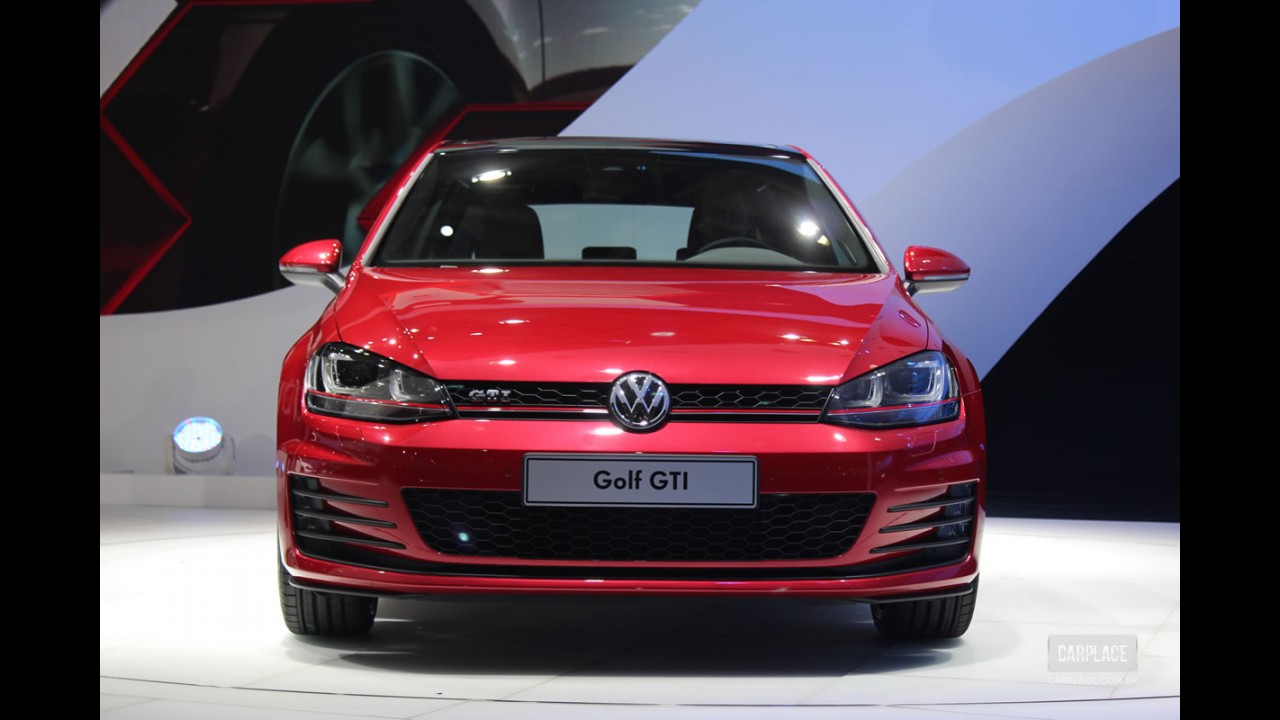 CARPLACE em Paris: Fotos ao vivo do Novo Golf GTI 7 2013