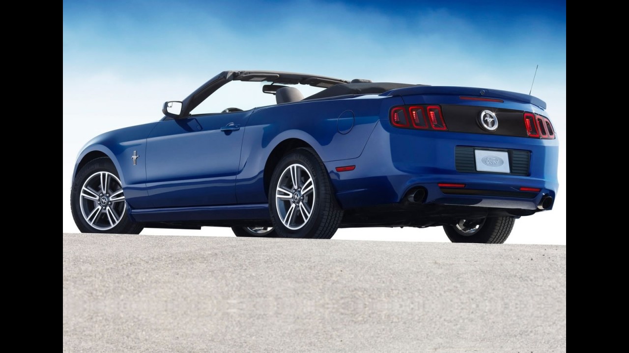 Ford Mustang 2013 é revelado oficialmente - Veja fotos