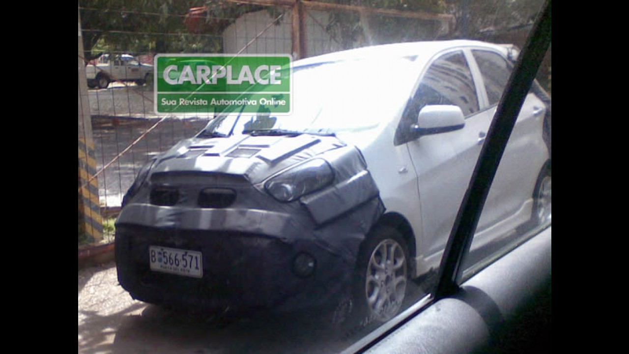 Leitor flagra Novo Kia Picanto no Brasil