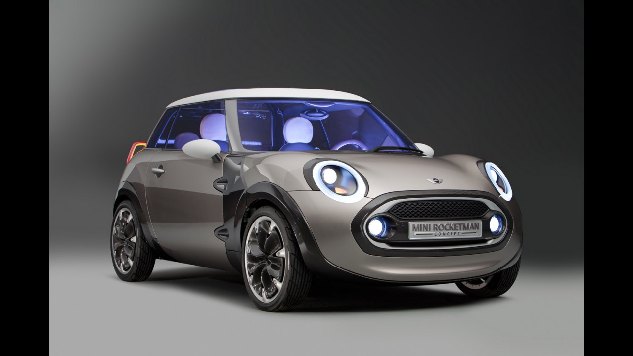Mini brinca com flagra e revela foto do novo Cooper camuflado