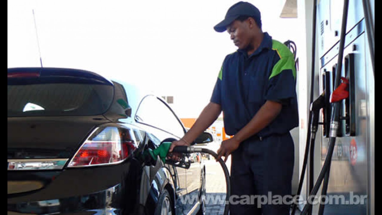 Preço do etanol cai, mas gasolina ainda é mais competitiva, aponta ANP