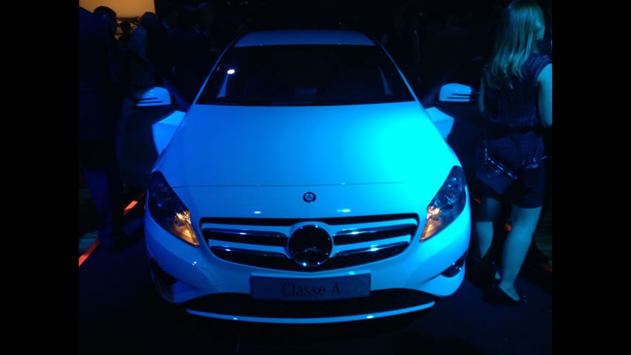 Novo Mercedes Classe A é apresentado no Brasil - hatch chega em março na faixa dos R$ 100 mil