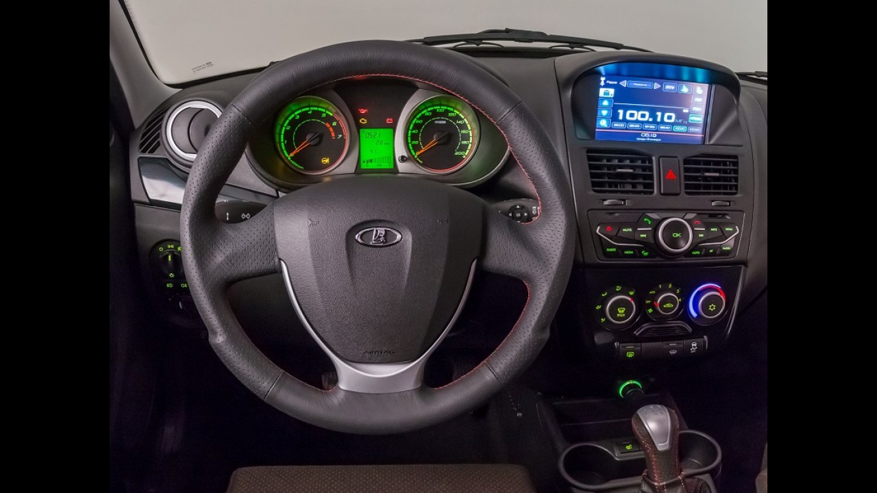 Russo apimentado: Lada Kalina Sport é lançado pelo equivalente a R$ 30,7 mil