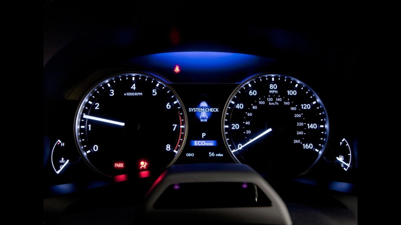 Agressivo: Lexus revela o GS 350 F-Sport 2013