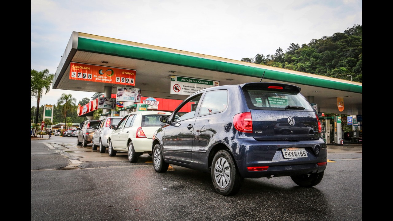 Fox Bluemotion, Clio Expression e Uno Economy em busca dos 20 km/l