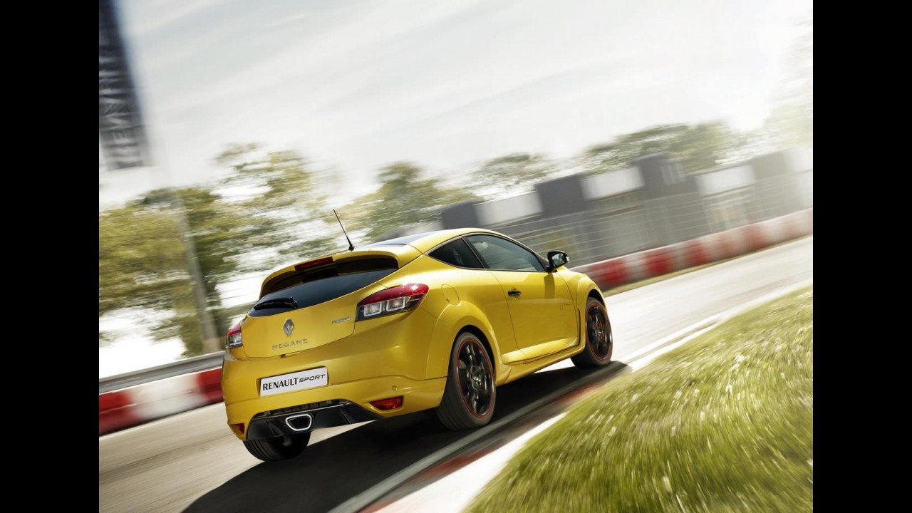 Renault Mégane RS Trophy 2012: série limitada em 500 unidades tem 265 cavalos