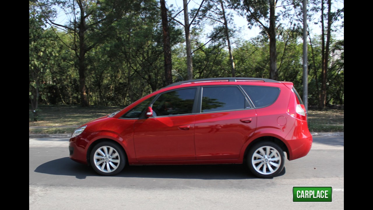 MINIVANS MÉDIAS / GRANDES, resultados de dezembro: Chevrolet Zafira lidera e Mercedes Classe B em queda livre