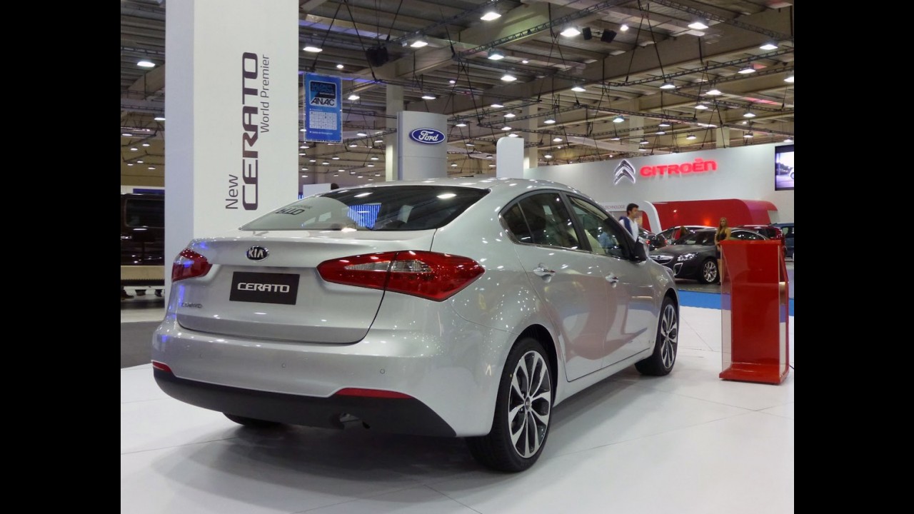 Kia Cerato 2013 faz estreia mundial no Salão de Santiago no Chile - Modelo estará no Salão de SP