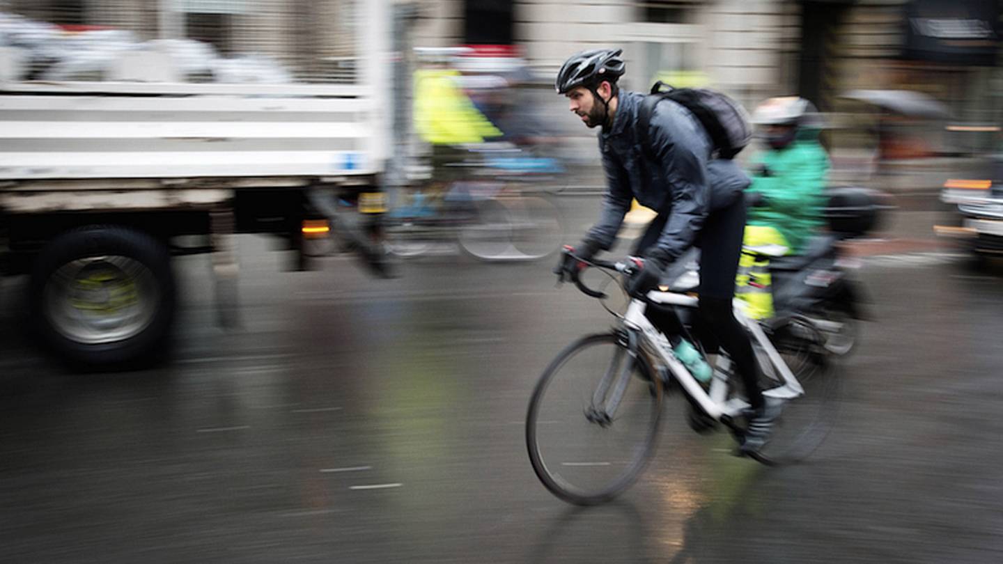 8 Reasons Cycling to Work Will Make You a Better Rider