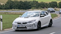 Honda Civic Type R facelift spy photo