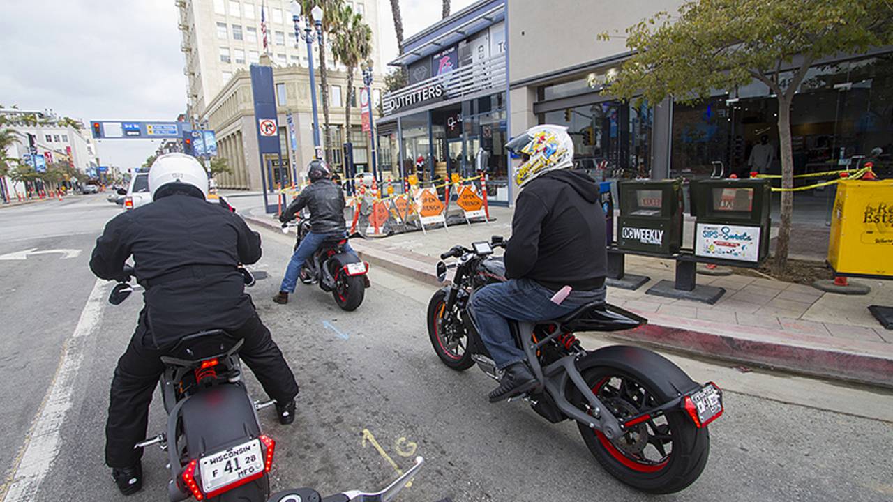 Does Harley-Davidson's Electric Bike Live Up to the Hype? We Ride Project LiveWire