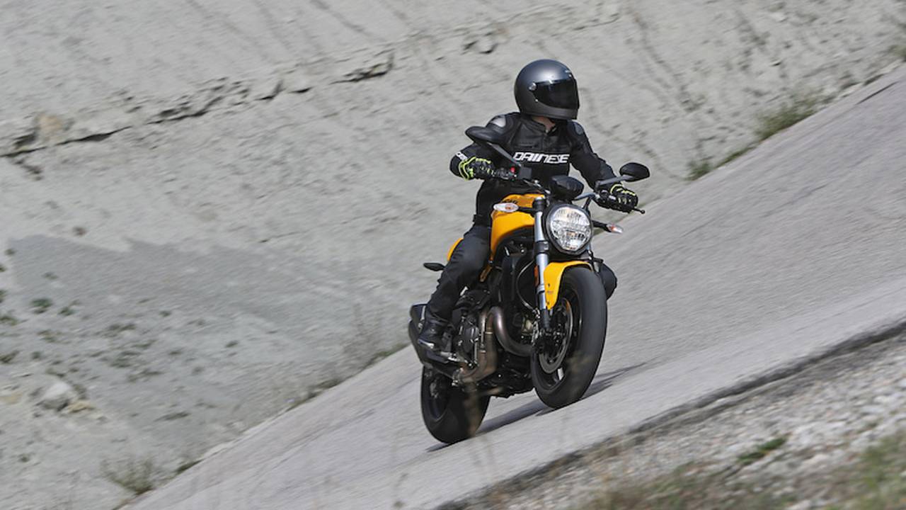 2018 Ducati Ducati Monster 821 – First Ride