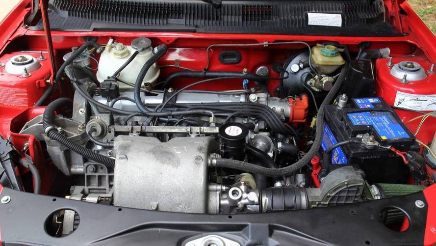 Peugeot 205 GTI 10