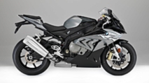 BMW Tweaks S 1000 RR, S 1000 R and S 1000 XR for 2017