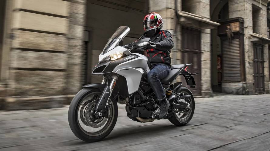 Promoción primavera roja Ducati España