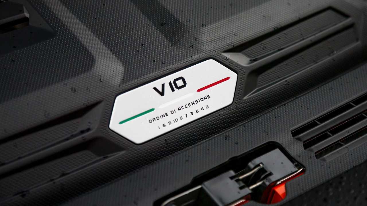 Lamborghini Huracan двигатель