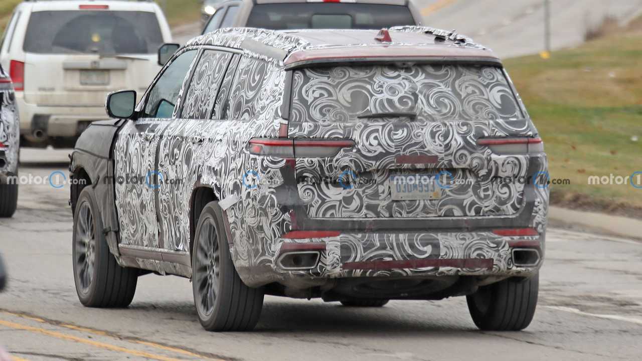 Novo Jeep Grand Cherokee 2022 - Flagra