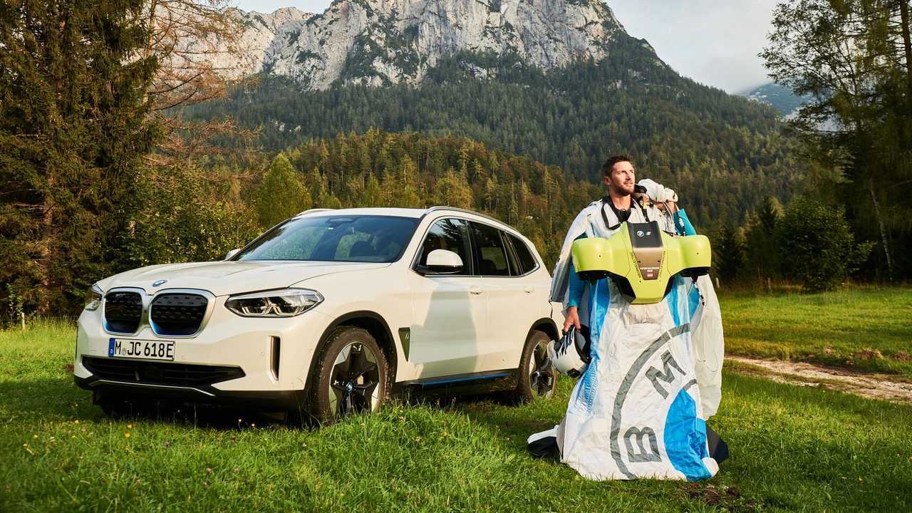 Mono Wingsuit BMW