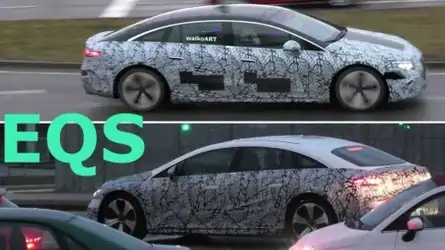 Un Ecran Long D 1 40 Metre A Bord De La Mercedes Eqs