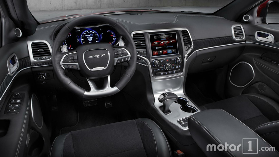 Jeep Grand Cherokee SRT Road Trip