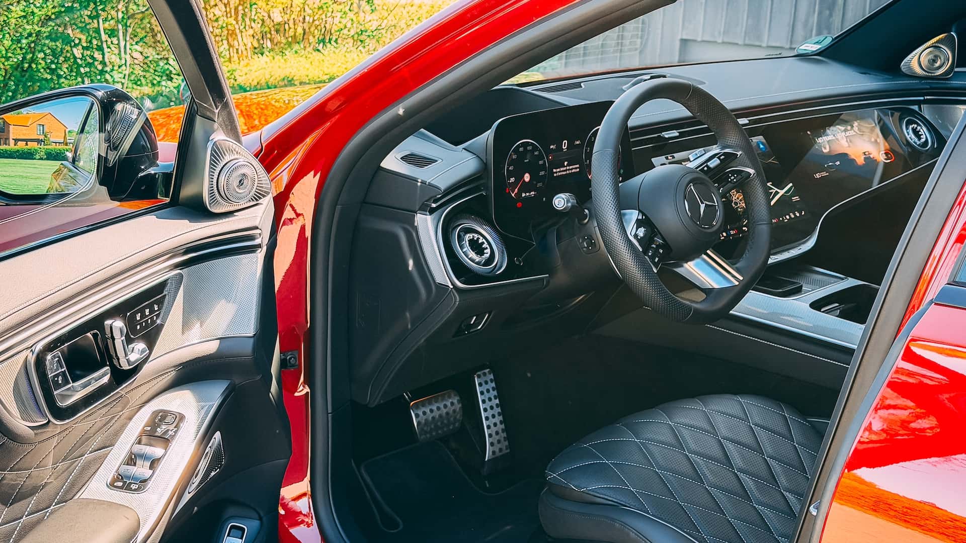 https://cdn.motor1.com/images/mgl/Ak30Z6/s1/2027-mercedes-benz-s-class-first-drive-review.jpg