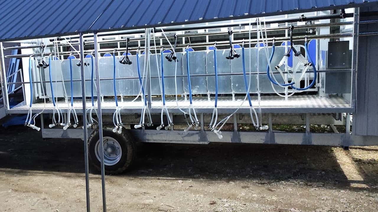 Criteri tecnici per valutare configurazioni, impianto del vuoto e igiene automatizzata nella scelta di una sala di mungitura mobile per l’alpeggio