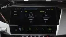 Peugeot 408 Hybrid (2026), la prova su strada di Motor1.com